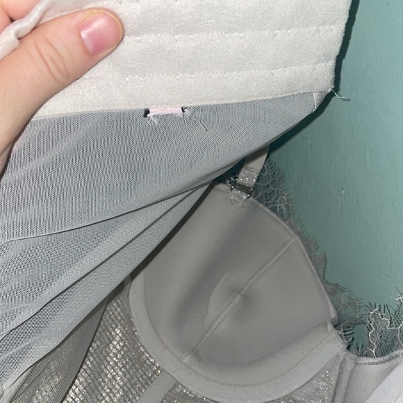 VS Lingerie Champagne Fringe Lace Corset with sheer backing - Picture 8 of 8